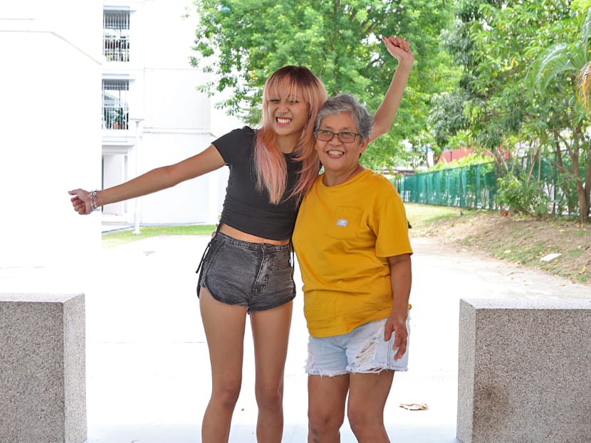 Gen Y speaks writer Nelly De Castro (left) with her mother Lyan De Castro. 